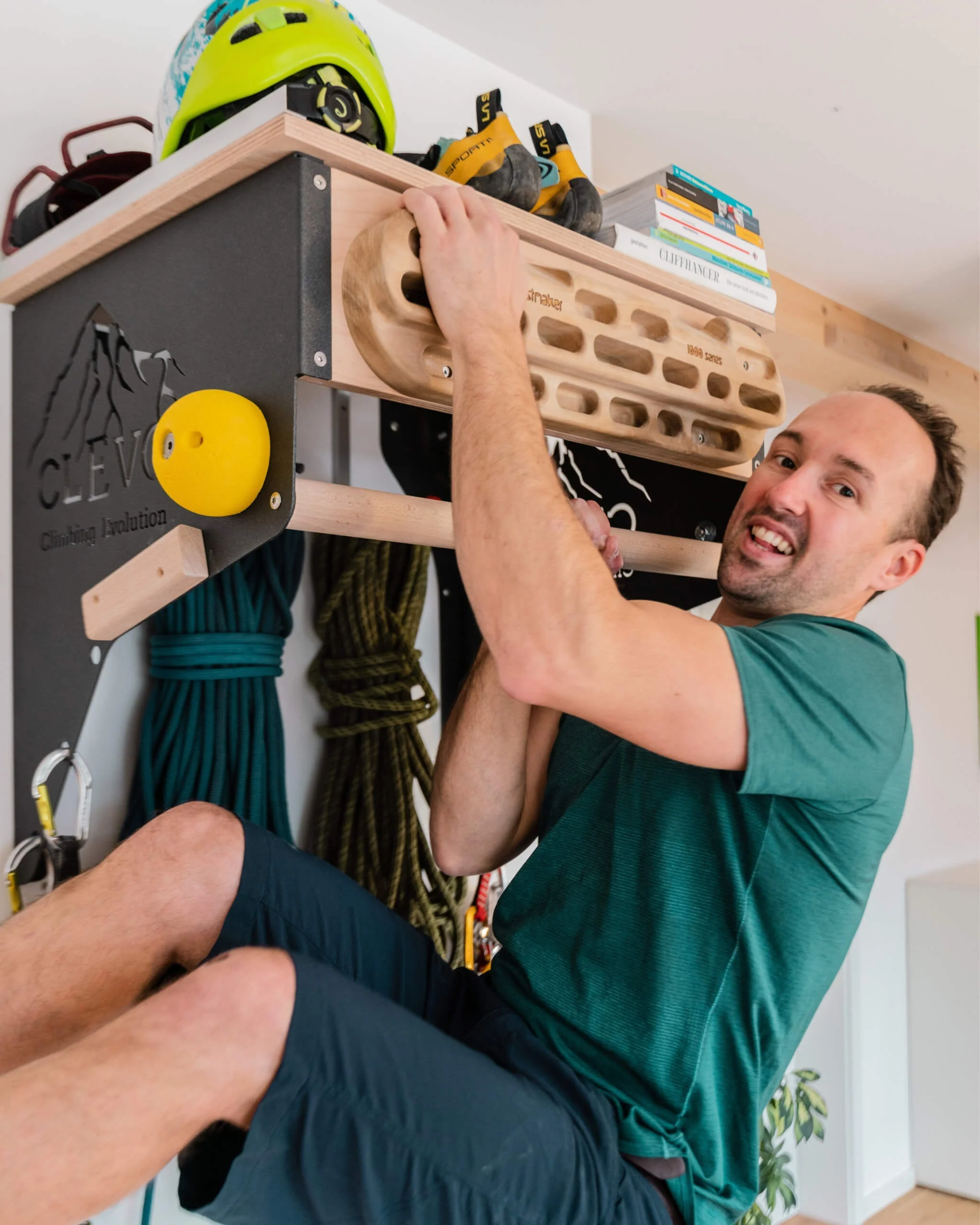 Bundle CLEVO Wall + Hangboard - Image 8