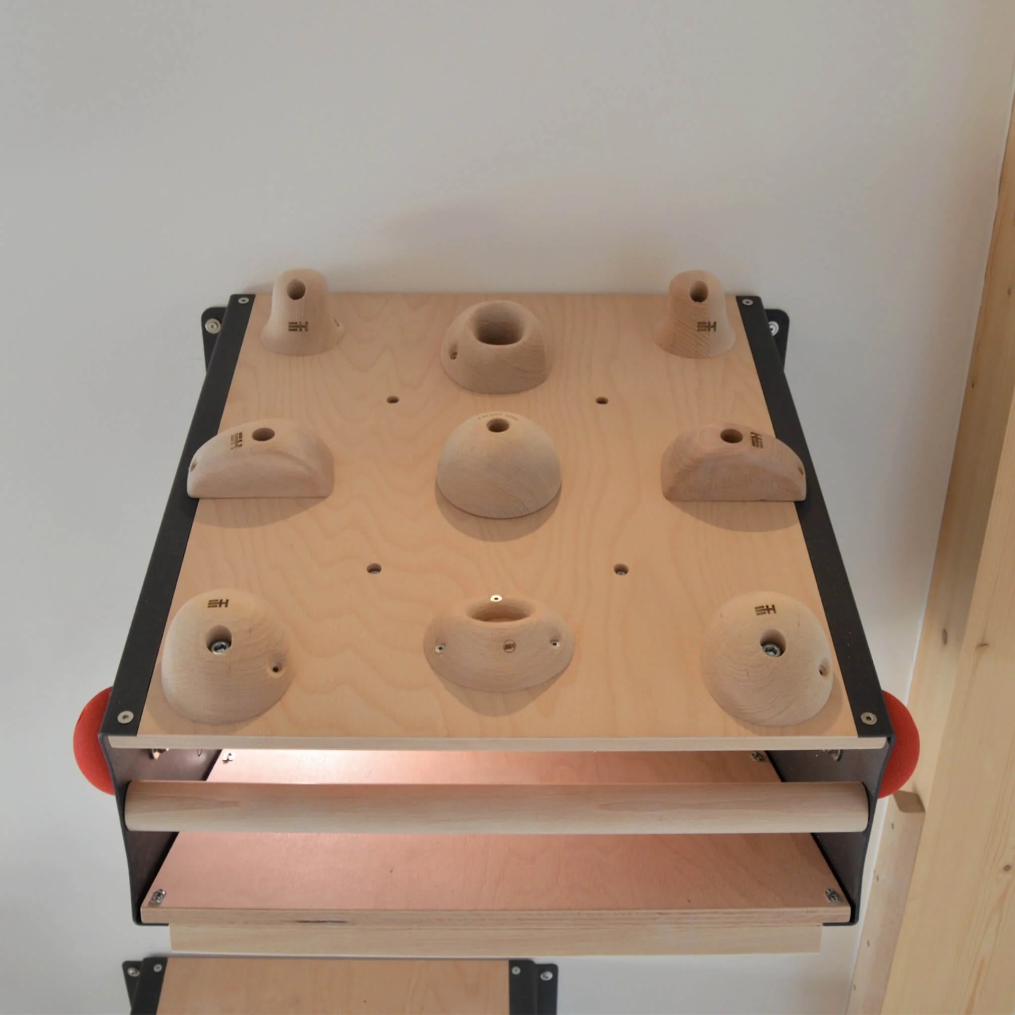 CLEVO L: Deckenbefestigung Campusboard, Klettergriffe und Klimmzugstange - Image 9