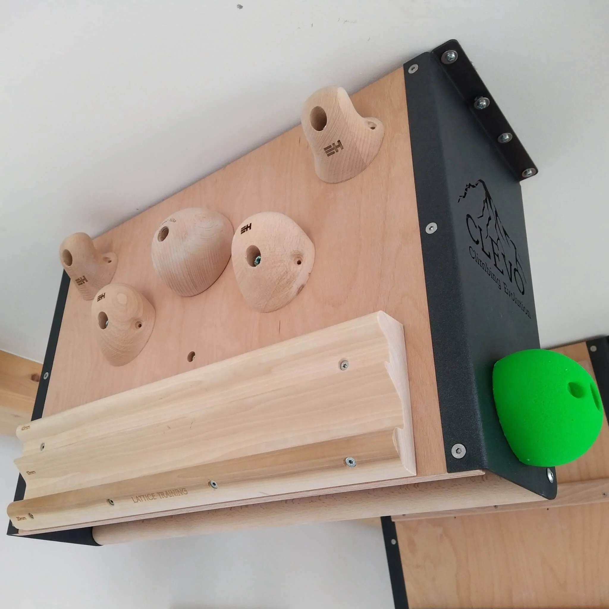 CLEVO M Basismodul: Deckenbefestigung für Kletter Hangboard, Griffe, Campusboard, Klimmzugstange - Image 8