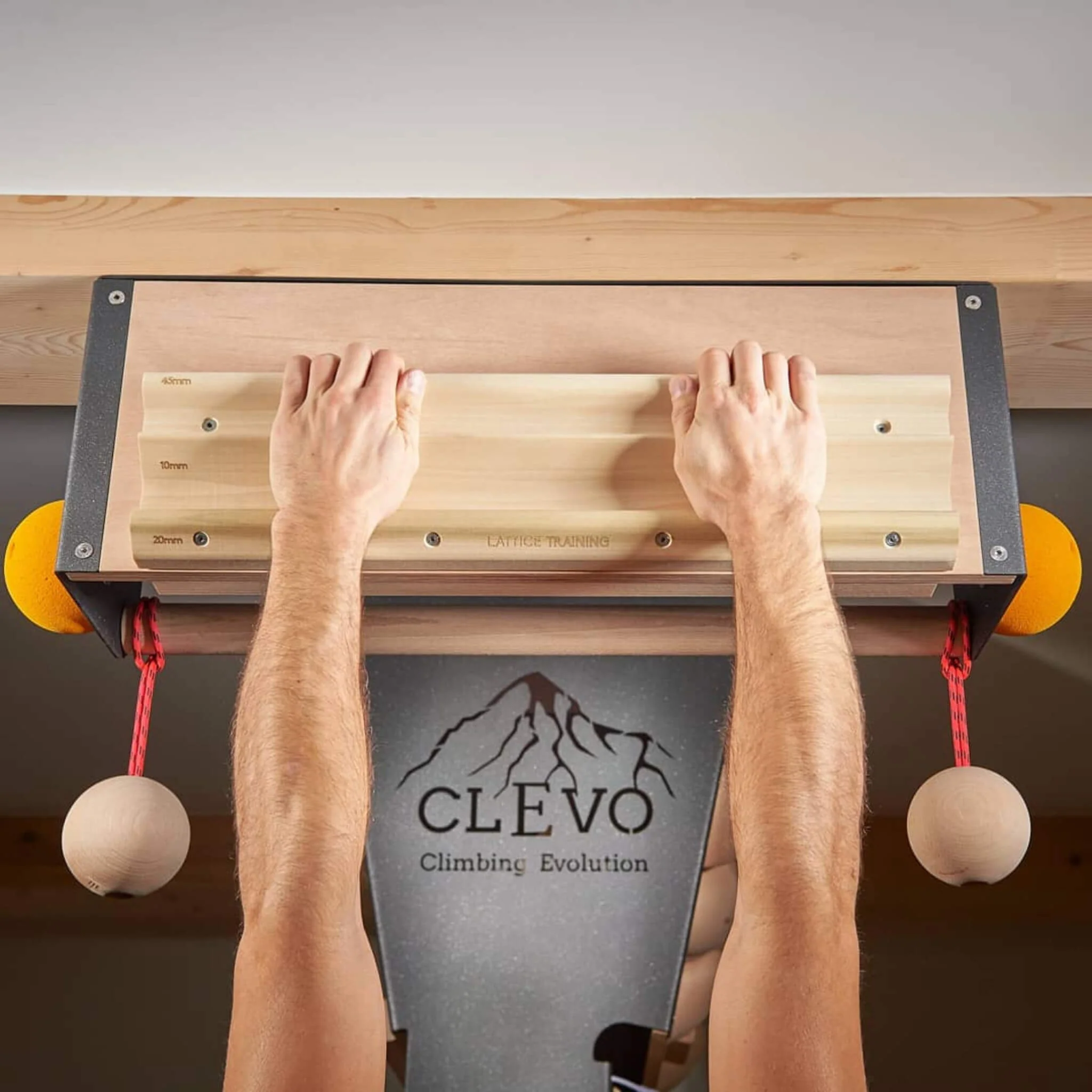CLEVO S: Deckenbefestigung für Hangboard, Seitgriffe, Hangutensilien und Klimmzugstange - Image 4